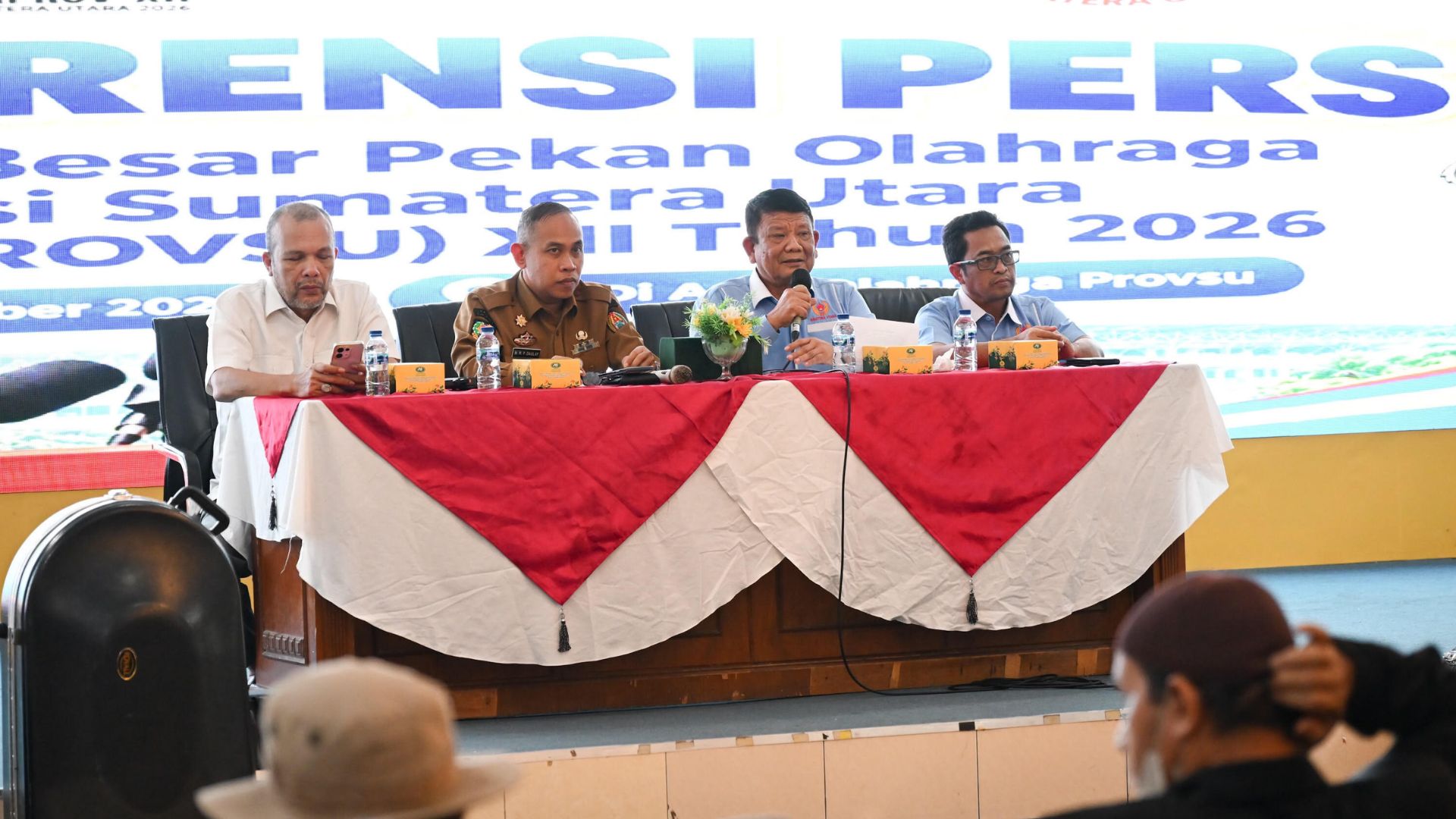 Konferensi pers penundaan jadwal Porprovsu 2026 di Dispora Sumut