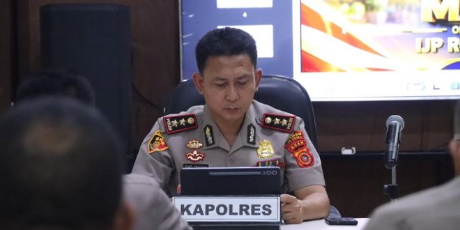 Truk pengangkut kayu diamankan polisi di Aceh Singkil