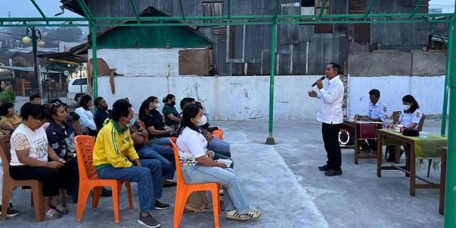 Relokasi pedagang di Tanggul Aek Sigeaon, Tarutung, Tapanuli Utara
