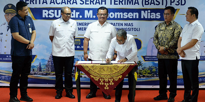 Penandatanganan serah terima RSUD dr M Thomsen di Gunungsitoli dihadiri Gubernur Sumut